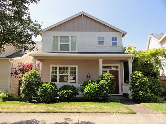 2nd image of 5712 NE Hidden Creek Dr