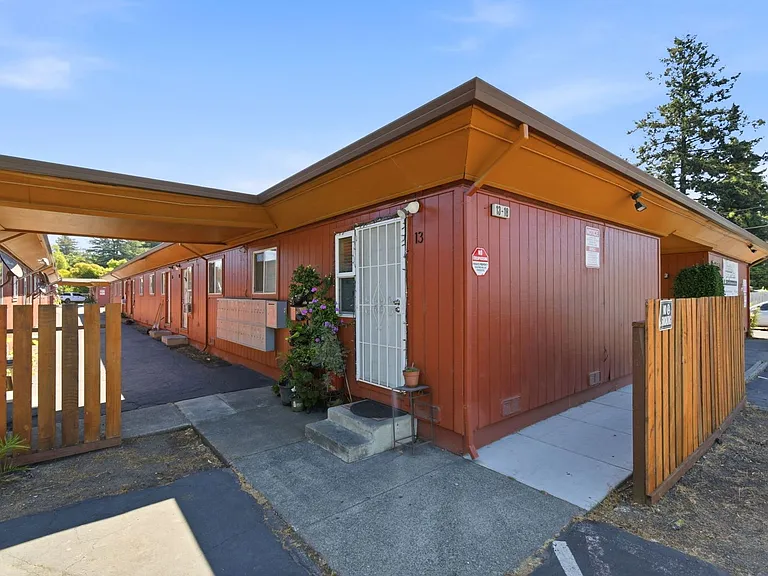 822 West Ave — Photo 4