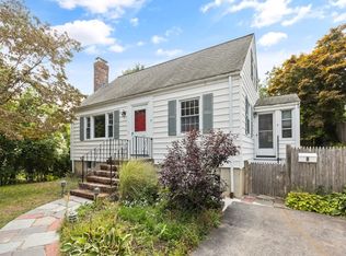 8 Cummings Ave, Lexington, MA 02420