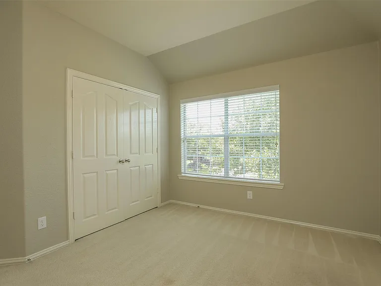 9603 Red Rugossa Dr — Photo 34