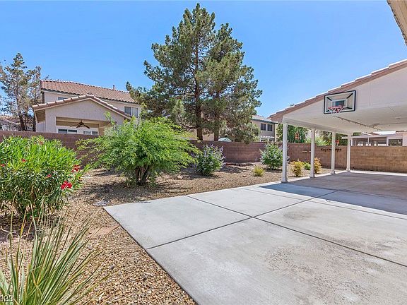 4th image of 1323 Shimmering Glen Ave