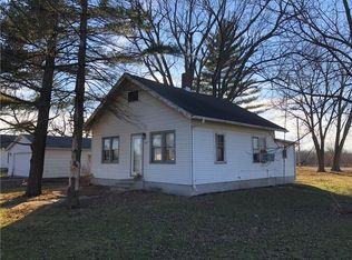 405 SW 2nd St, Melcher, IA 50163