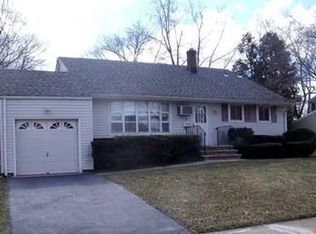 32 Carmello Dr, Edison, NJ 08817