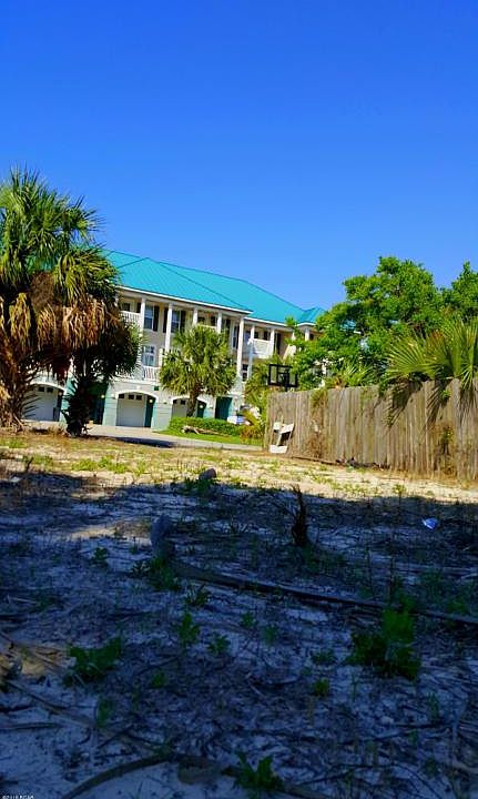 1st image of 513 Parkhill Cir
