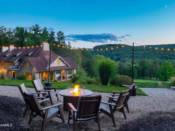 8 Webster Rd, Tyringham, MA 01264