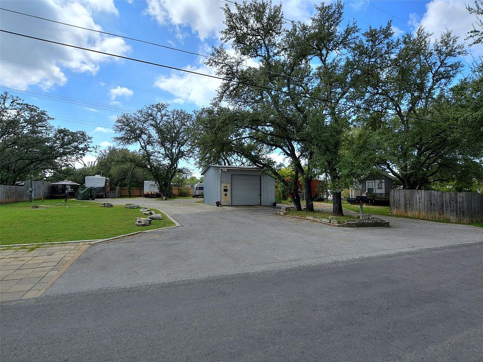 1st image of 1702 Saracen Rd