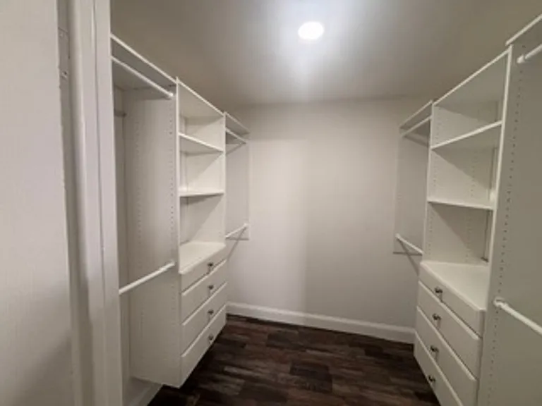 106 Brentwood Dr — Photo 16
