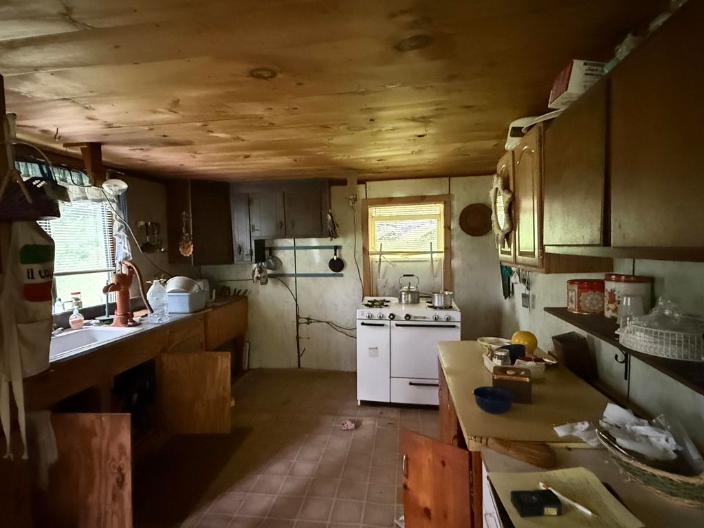 5423 Old County - South Road, Saint Johnsbury, VT - More