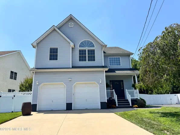 196 South St, Eatontown, NJ 07724