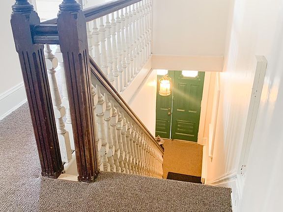 5th image of 512 Market St #2