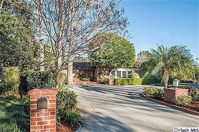 1st image of 1428 Carmelita Pl