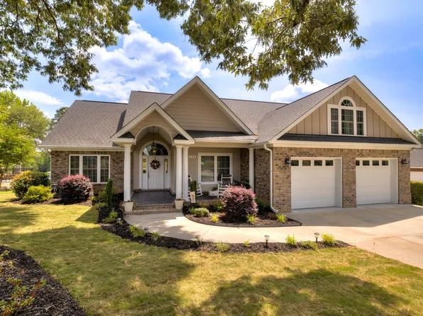 152 Plantation Dr, Manning, SC 29102