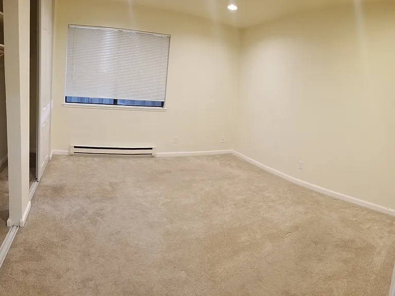 1183 N Abbott Ave — Photo 23