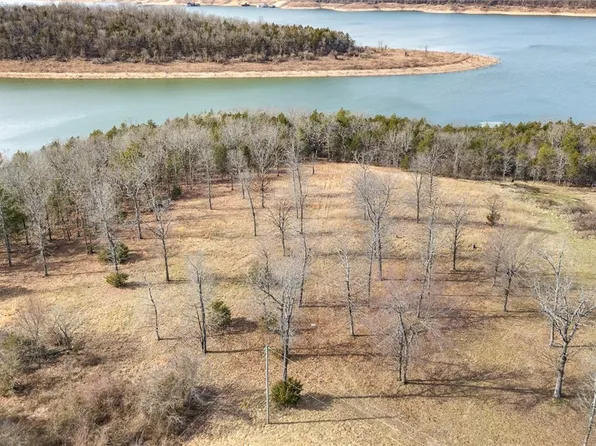 7301 E Harbor Dr #7, Lead Hill, AR 72644
