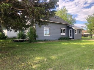 202 1st Ave NW, Preeceville, SK S0A3B0