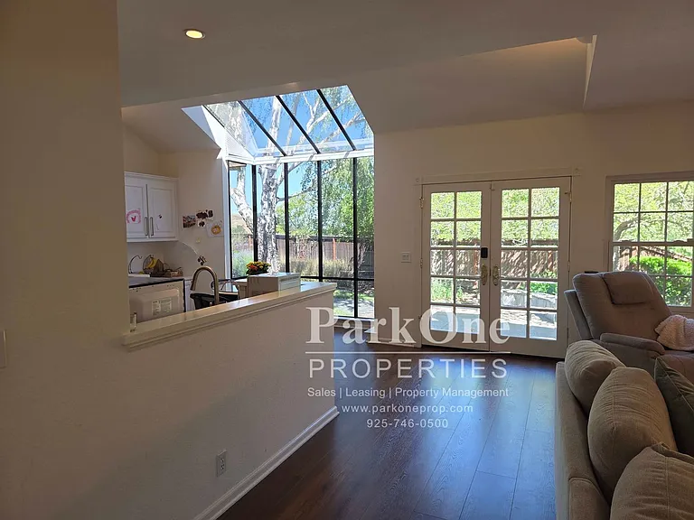6 Westward Ln — Photo 22