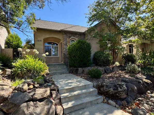 1331 Yosemite Dr, Chico, CA 95928