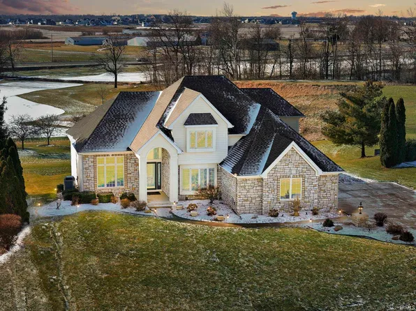 728 Chestnut Hills Pkwy, Fort Wayne, IN 46814