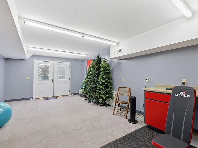 106 Dilworth Ct — Photo 22