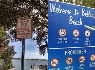 102 3rd St, Belleair Beach, FL 33786