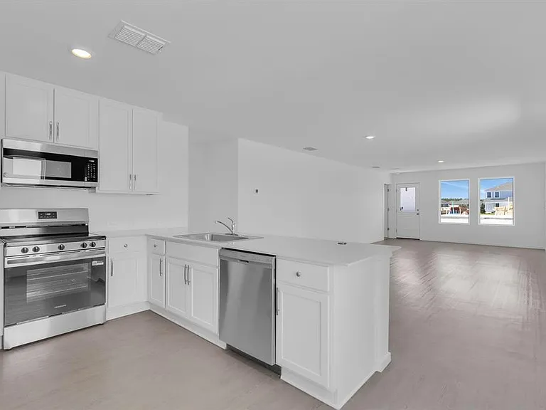 5540 Sapote Ct — Photo 7