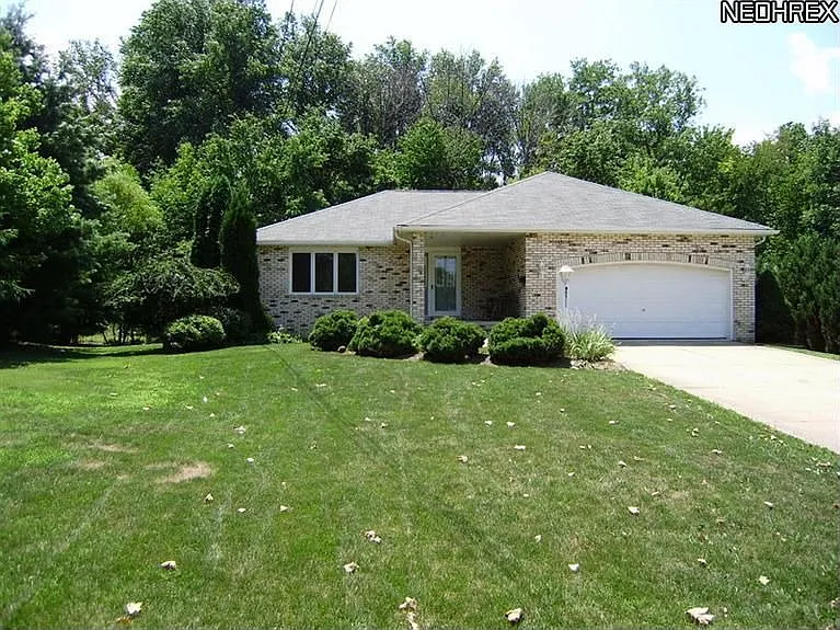 6542 Wolf Rd photo 1