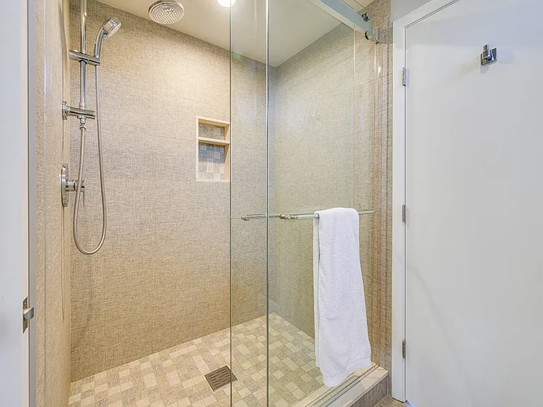 4 Bayberry Ln — Photo 25