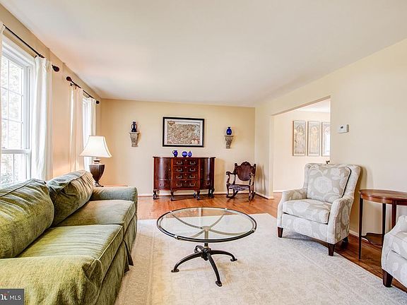 4th image of 17204 Sandy Knoll Dr