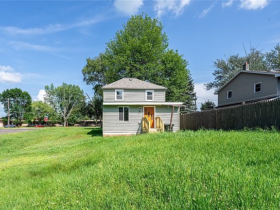 4th image of 488 Minneapolis Ave