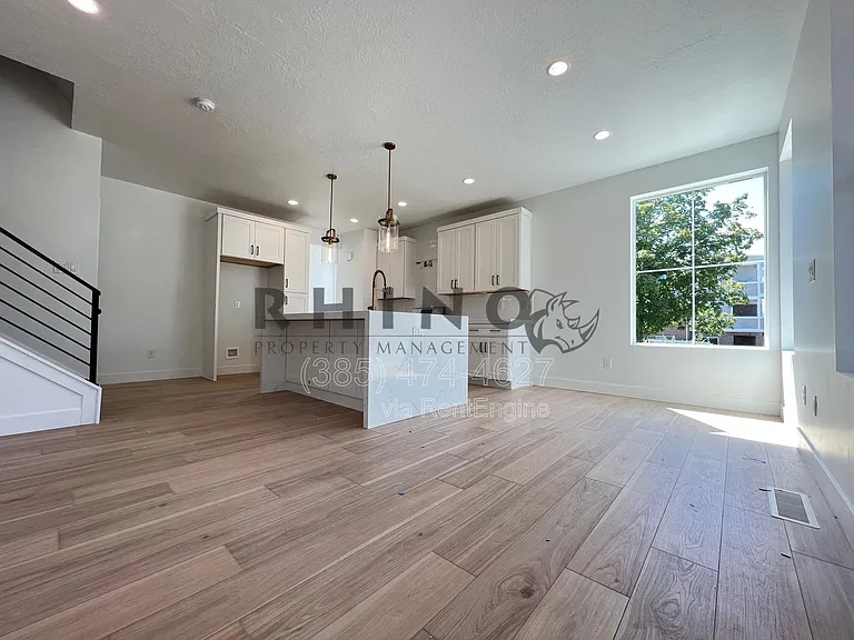 4634 S Locust Hills Ct — Photo 16