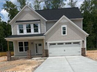 382 Glade Dr, Aberdeen, NC 28315