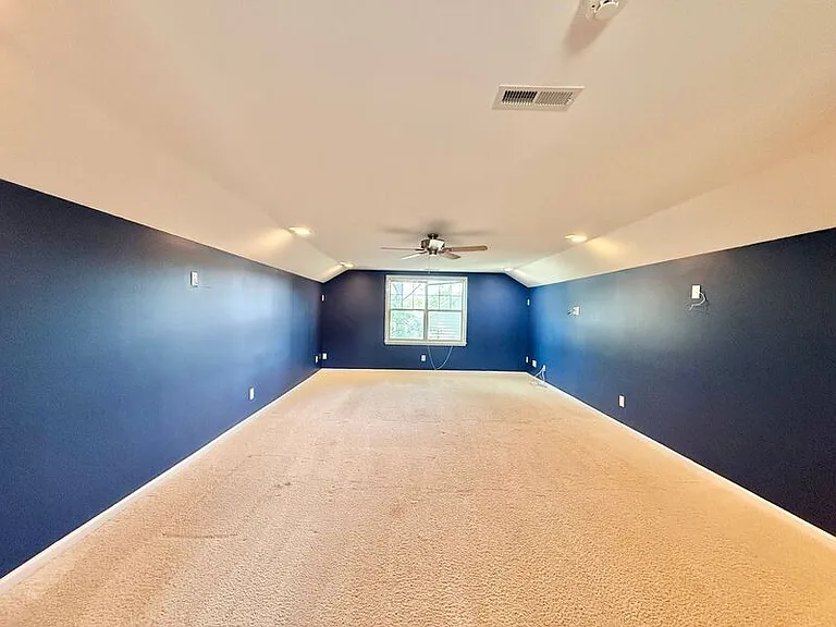 1140 Litchborough Way — Photo 37