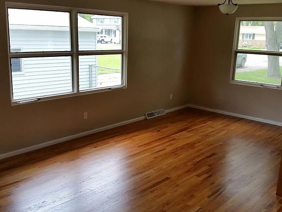 2nd image of 18642 S Cypress Cir