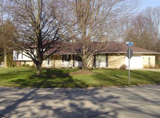 7796 Raintree Rd, Dayton, OH 45459