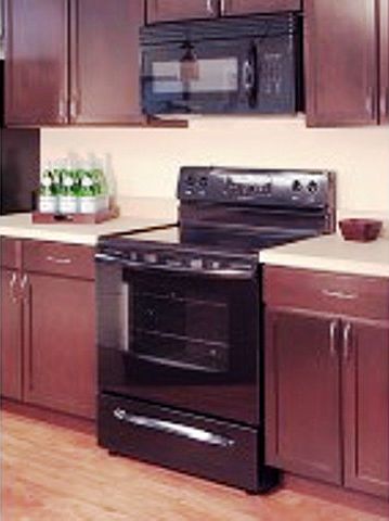 2nd image of 9220 Worthington Rd APT 218