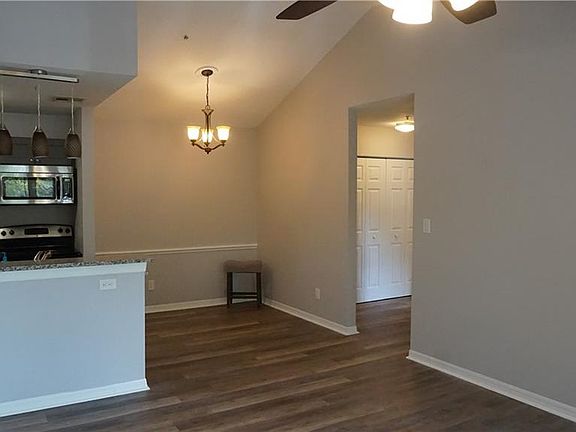 3rd image of 4016 Crockers Lake Blvd APT 423