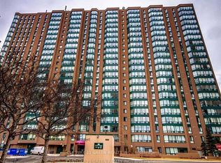 145 Hillcrest Ave #413, Mississauga, ON