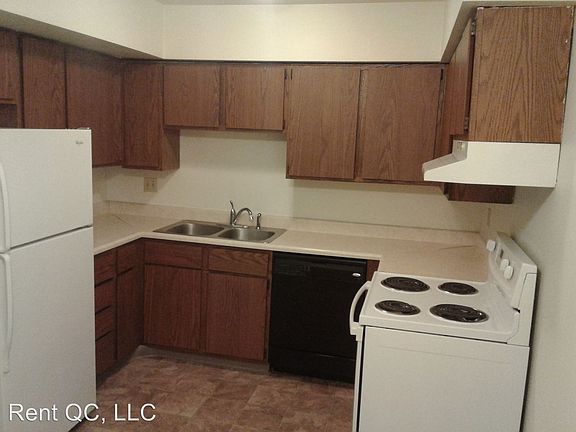 2nd image of 5111 25th Avenue Ct APT 1