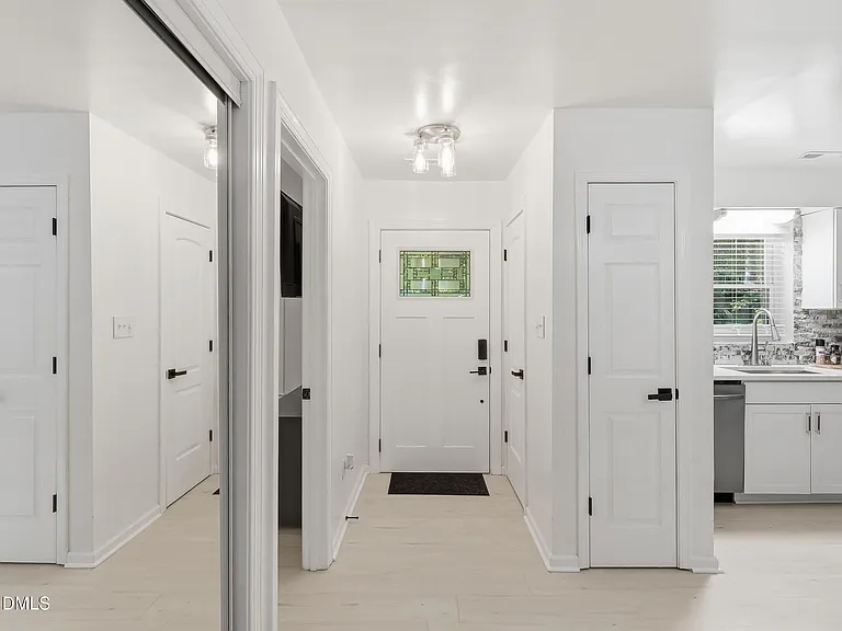 712 Branniff Dr — Photo 12