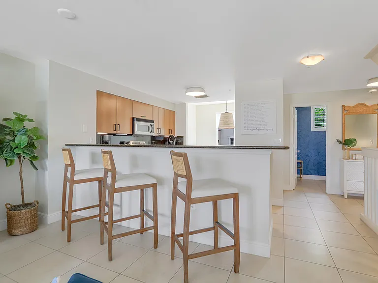 260 NE 3rd St #4-D — Photo 20
