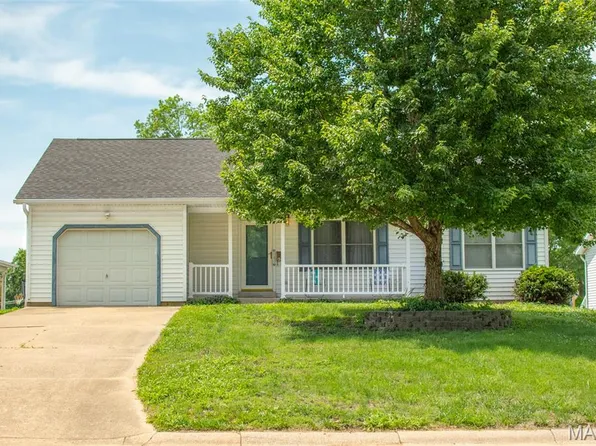 1314 E 5th St, Washington, MO 63090