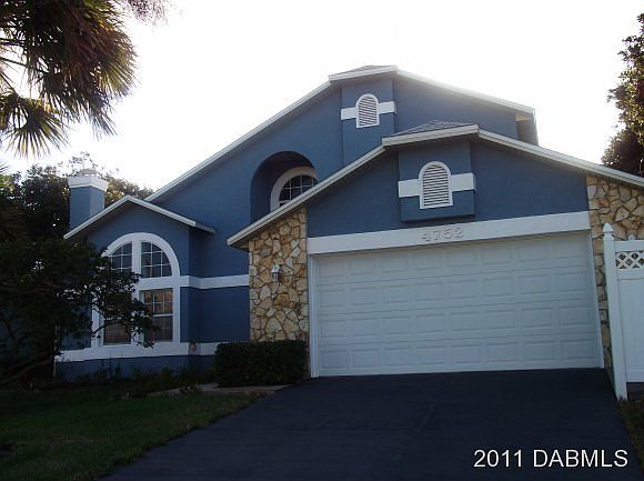1st image of 4752 Riverglen Blvd E