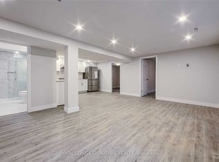 1205 Gainsborough Dr, Oakville, ON L6H 2H4