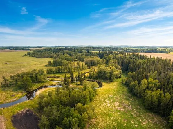 424 Township Rd, Ponoka County, AB T4J 1R3