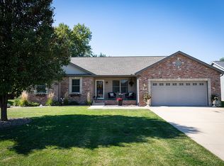 701 Pheasant Run, Sherman, IL 62684