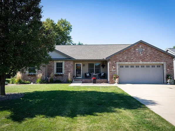 701 Pheasant Run, Sherman, IL 62684