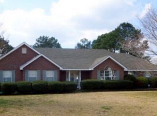 233 Stonefield Dr, Macon, GA 31216