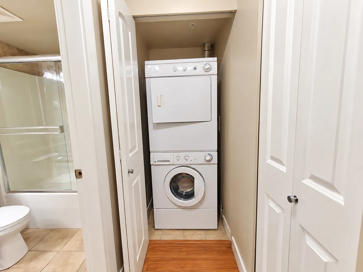 1 bed, 640 sqft, $2,095 — Photo 1