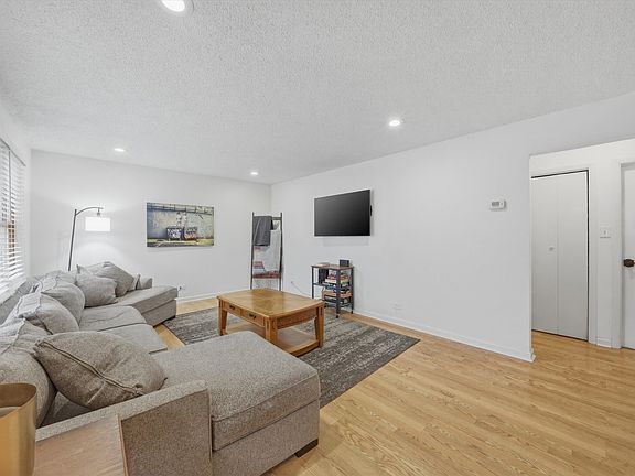 5th image of 9307 Ethyl Ln