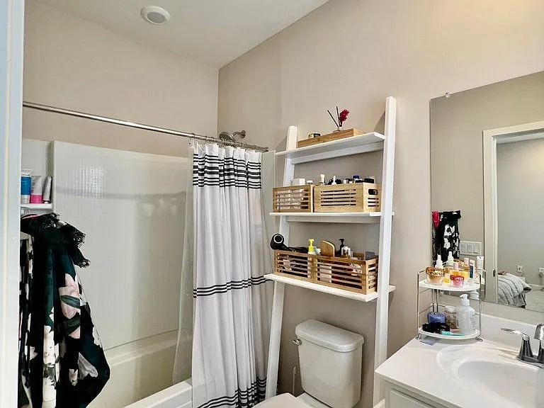 2145 W Harmont Dr — Photo 1